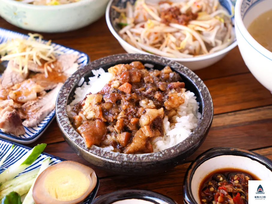 圓環頂麵食館,圓環頂麵食館菜單,圓環頂麵食館推薦,鹿港美食推薦,鹿港小吃推薦 @鯊魚大口咬