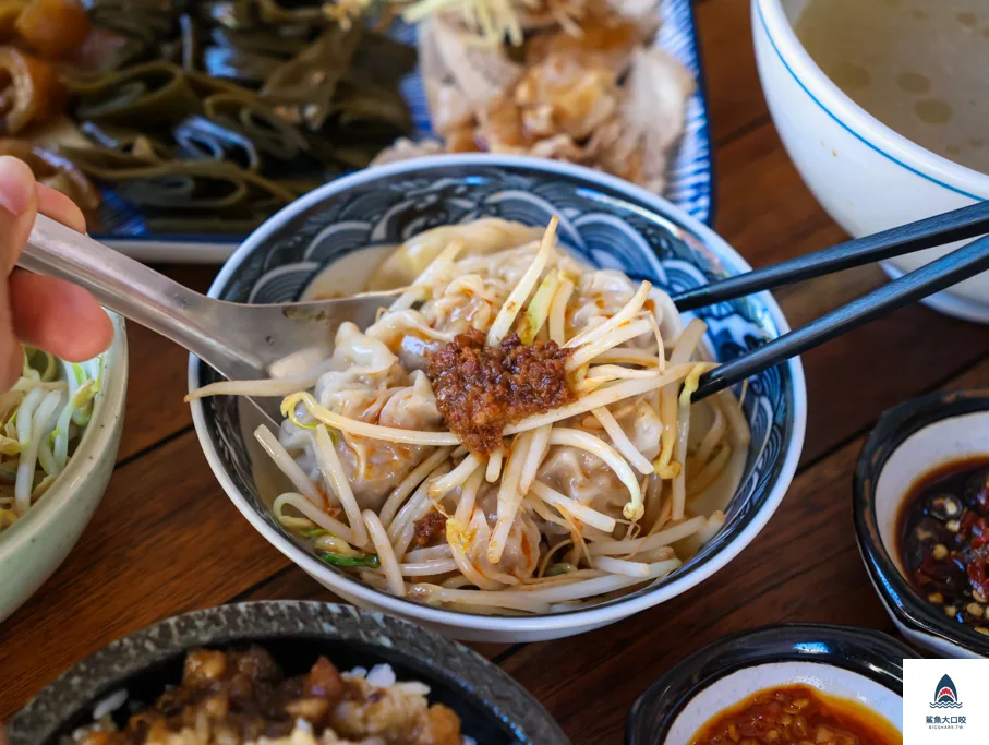 圓環頂麵食館,圓環頂麵食館菜單,圓環頂麵食館推薦,鹿港美食推薦,鹿港小吃推薦 @鯊魚大口咬