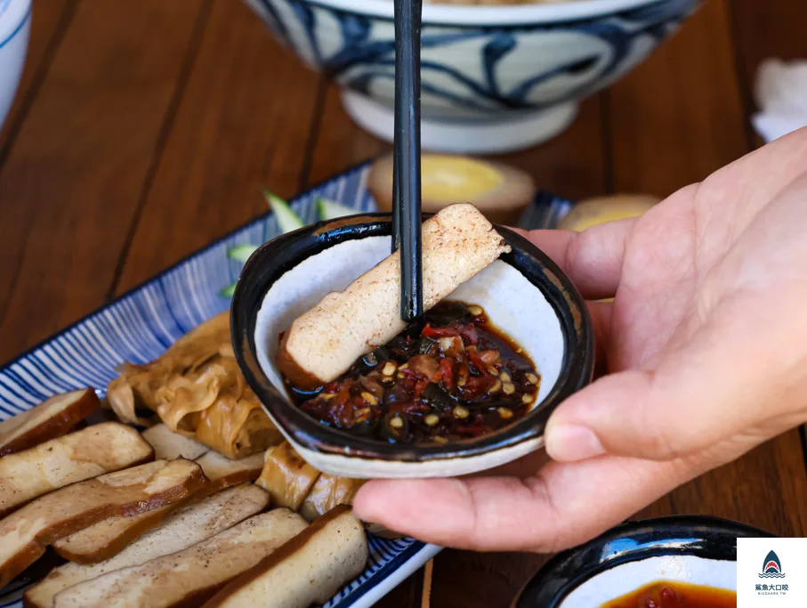 圓環頂麵食館,圓環頂麵食館菜單,圓環頂麵食館推薦,鹿港美食推薦,鹿港小吃推薦 @鯊魚大口咬
