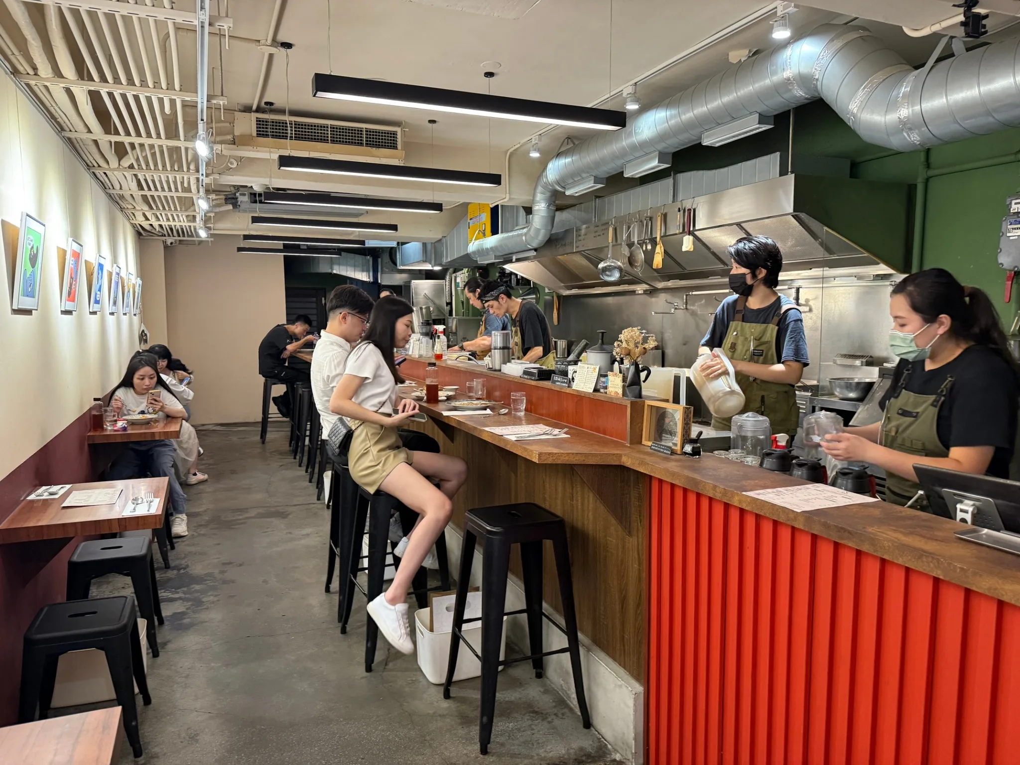 外帶有間義大利麵,有一間義大利麵,又一間商行SPAGHETTI,又一間商行 @鯊魚大口咬 外帶有間義大利麵,有一間義大利麵,又一間商行SPAGHETTI,又一間商行 @鯊魚大口咬