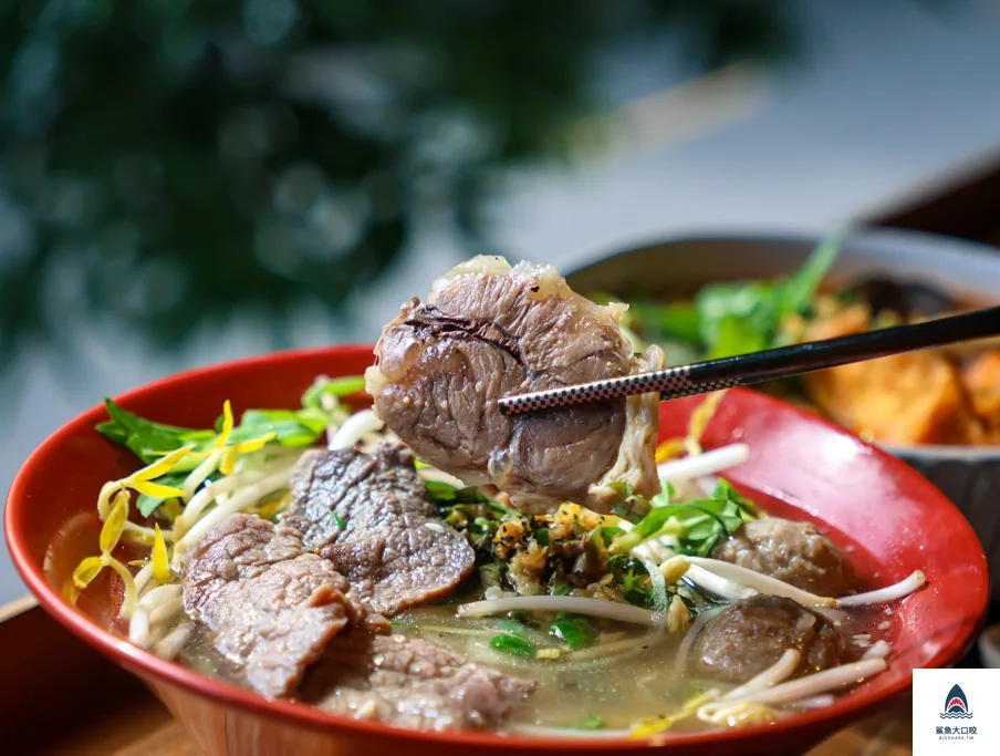 台中西區美食推薦,台中越南料理,審計新村美食推薦,八月寓所,台中八月寓所,八月寓所菜單,八月寓所評價 @鯊魚大口咬