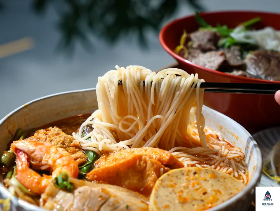 台中西區美食推薦,台中越南料理,審計新村美食推薦,八月寓所,台中八月寓所,八月寓所菜單,八月寓所評價 @鯊魚大口咬