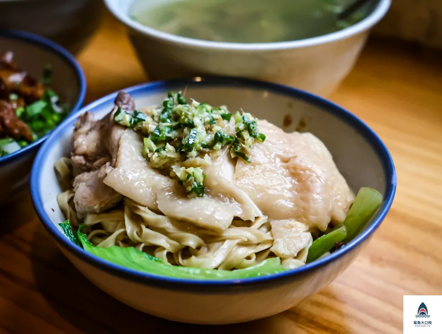 台中文青麵店,台中北區美食推薦,桂蘭麵,桂蘭麵菜單 @鯊魚大口咬