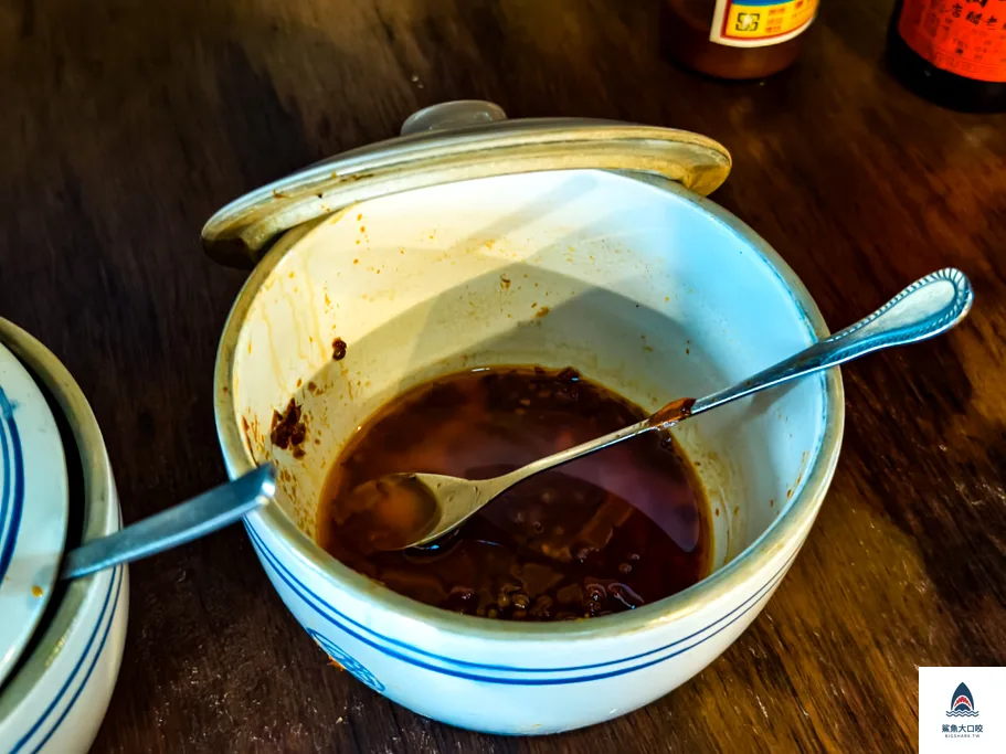 台中文青麵店,台中北區美食推薦,桂蘭麵,桂蘭麵菜單 @鯊魚大口咬