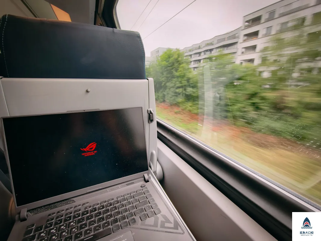 奧地利私鐵Westbahn @鯊魚大口咬 奧地利私鐵Westbahn @鯊魚大口咬