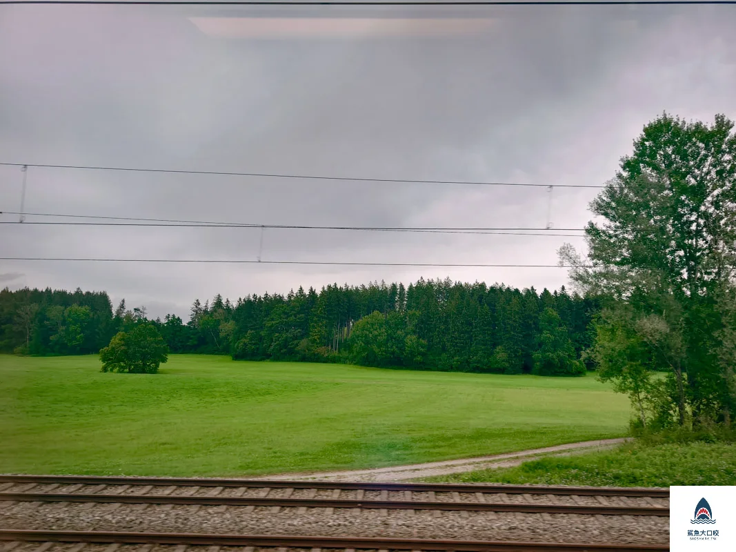 奧地利私鐵Westbahn @鯊魚大口咬 奧地利私鐵Westbahn @鯊魚大口咬