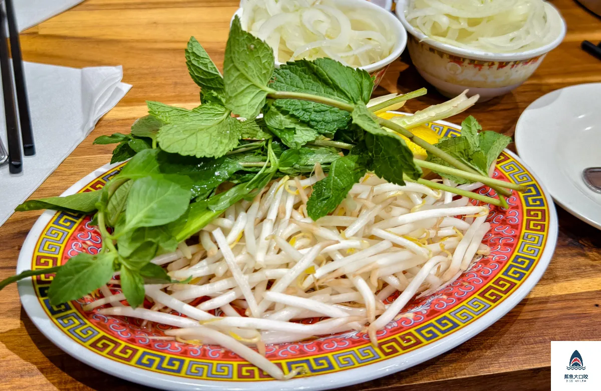 Le Kok,巴黎Le Kok,巴黎越南河粉,巴黎生熟牛肉河粉 @鯊魚大口咬 Le Kok,巴黎Le Kok,巴黎越南河粉,巴黎生熟牛肉河粉 @鯊魚大口咬