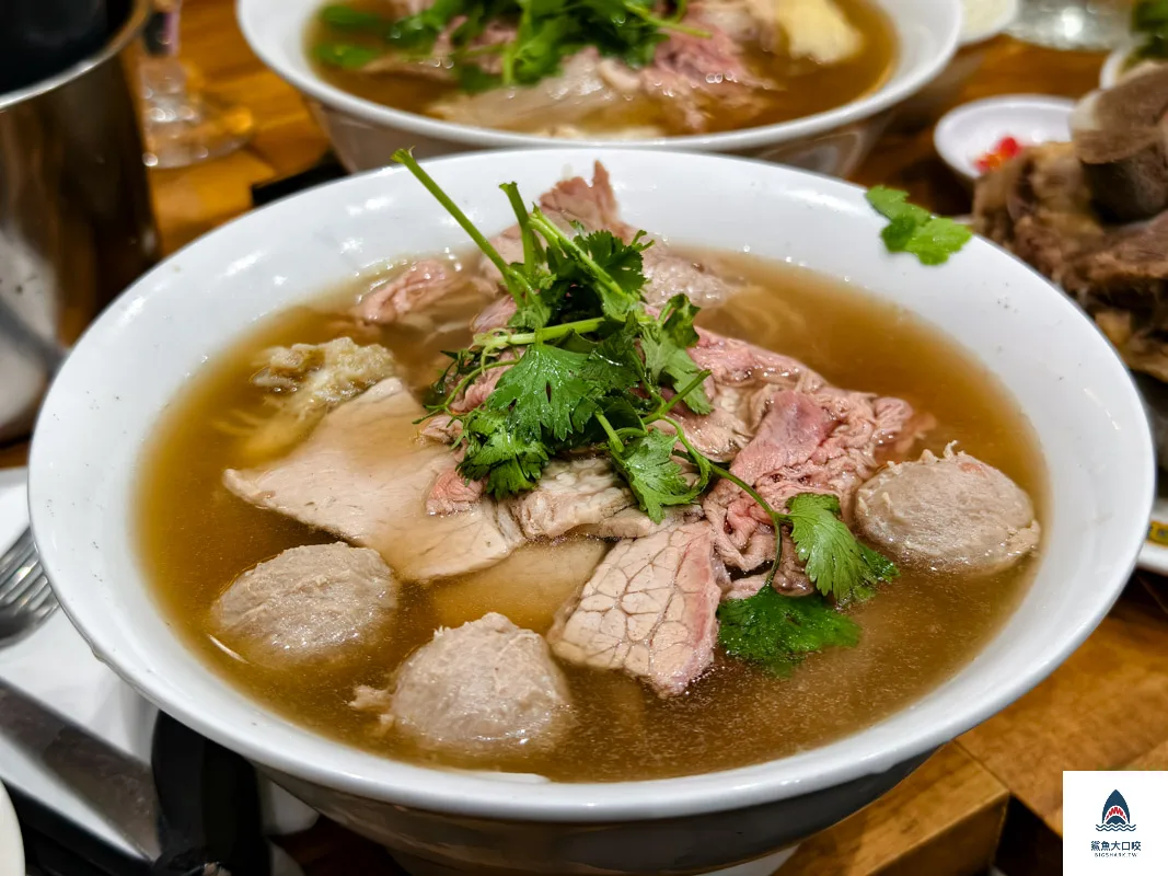 Le Kok,巴黎Le Kok,巴黎越南河粉,巴黎生熟牛肉河粉 @鯊魚大口咬