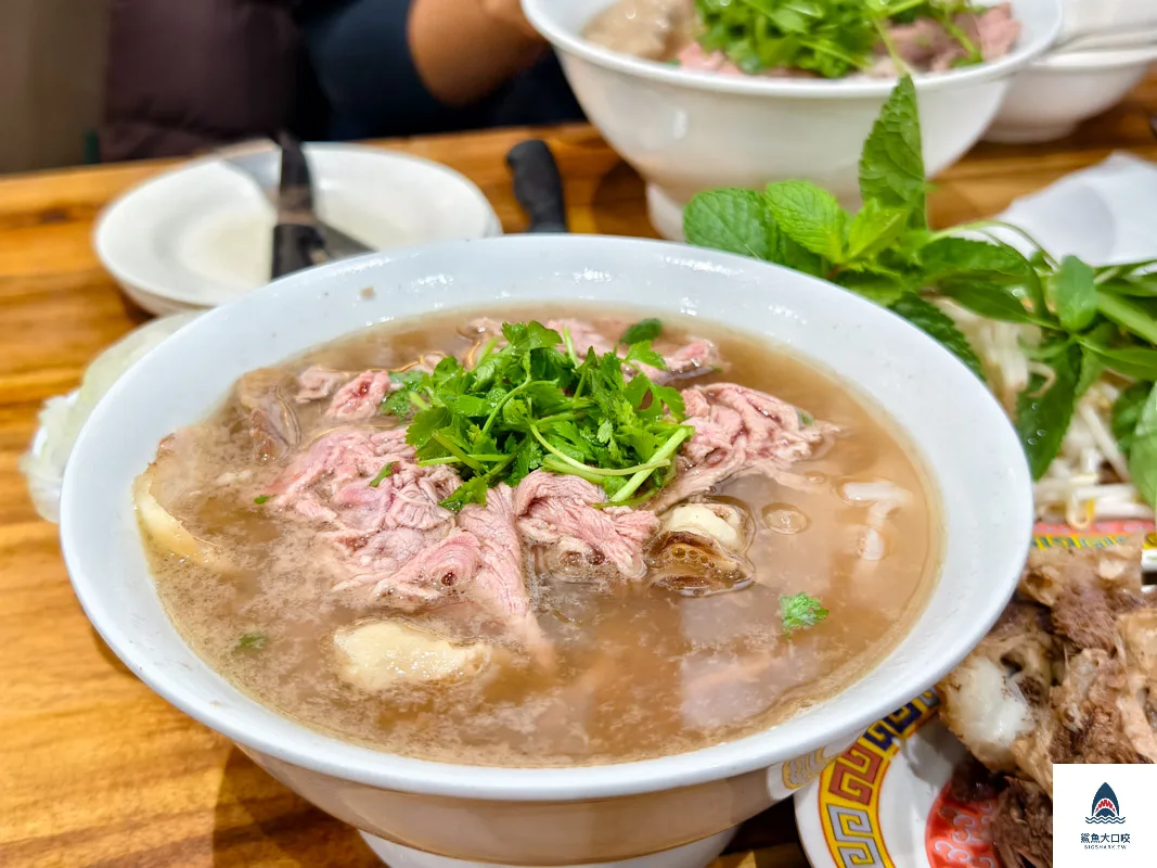 Le Kok,巴黎Le Kok,巴黎越南河粉,巴黎生熟牛肉河粉 @鯊魚大口咬 Le Kok,巴黎Le Kok,巴黎越南河粉,巴黎生熟牛肉河粉 @鯊魚大口咬