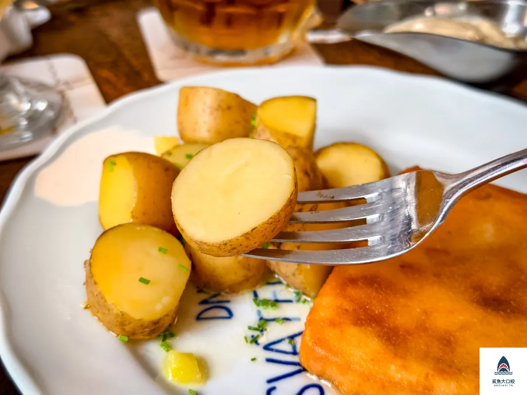 捷克美食,布拉格美食,Lokál U Jiráta,Lokál Dlouhááá @鯊魚大口咬