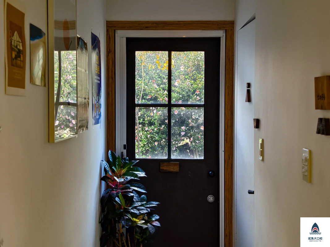 Cafe Eulli,濟州島咖啡廳,濟州咖啡廳,濟州網美咖啡廳,山茶花之丘咖啡廳 @鯊魚大口咬