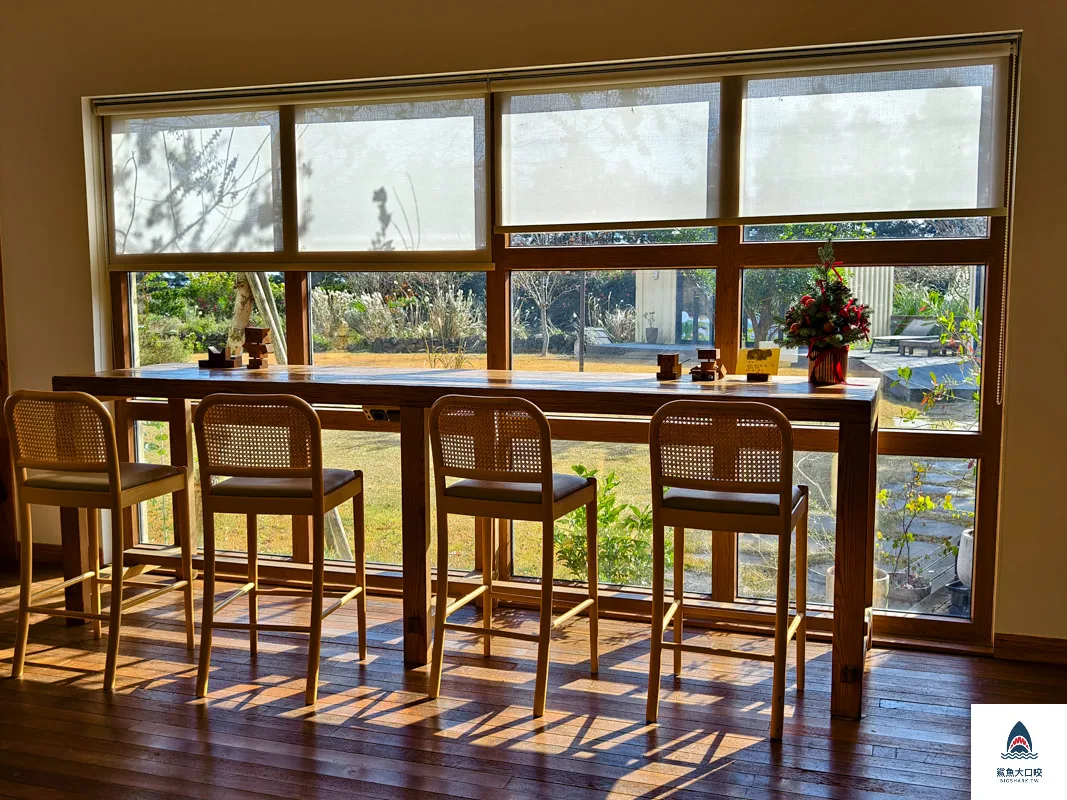 Cafe Eulli,濟州島咖啡廳,濟州咖啡廳,濟州網美咖啡廳,山茶花之丘咖啡廳 @鯊魚大口咬