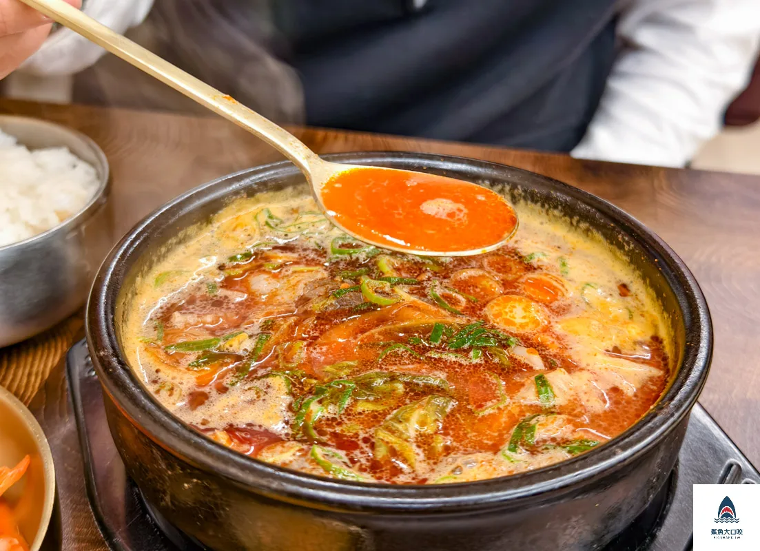 濟州島醒酒湯,濟州美食,濟州島24小時醒酒湯,濟州君悅酒店附近美食 @鯊魚大口咬 濟州島醒酒湯,濟州美食,濟州島24小時醒酒湯,濟州君悅酒店附近美食 @鯊魚大口咬