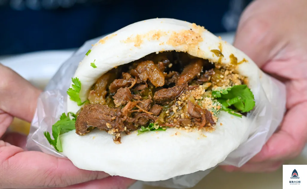 公館美食推薦,公館割包推薦,台北割包,台北米其林必比登推薦,藍家割包,藍家割包電話,藍家割包菜單,藍家割包推薦 @鯊魚大口咬