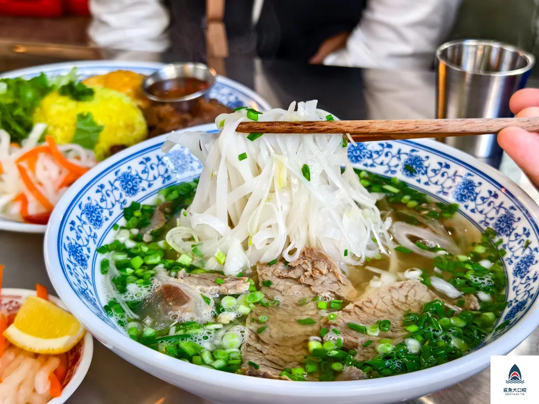 弘大美食,弘大商圈美食推薦,弘益大學美食,Pho ong Nam 24 Sogang Univ,Pho ong Nam 24 @鯊魚大口咬 弘大美食,弘大商圈美食推薦,弘益大學美食,Pho ong Nam 24 Sogang Univ,Pho ong Nam 24 @鯊魚大口咬