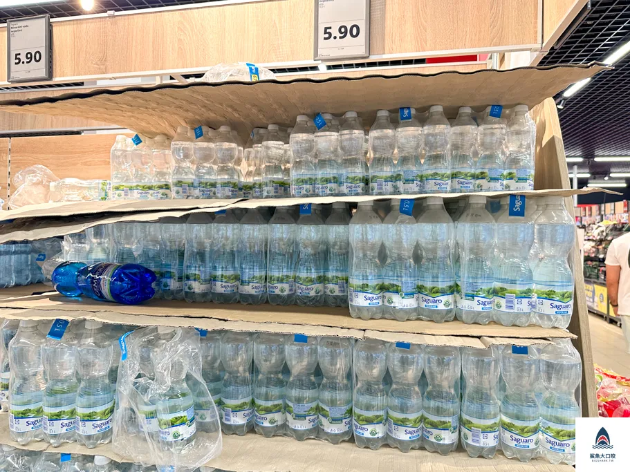 捷克lidl @鯊魚大口咬