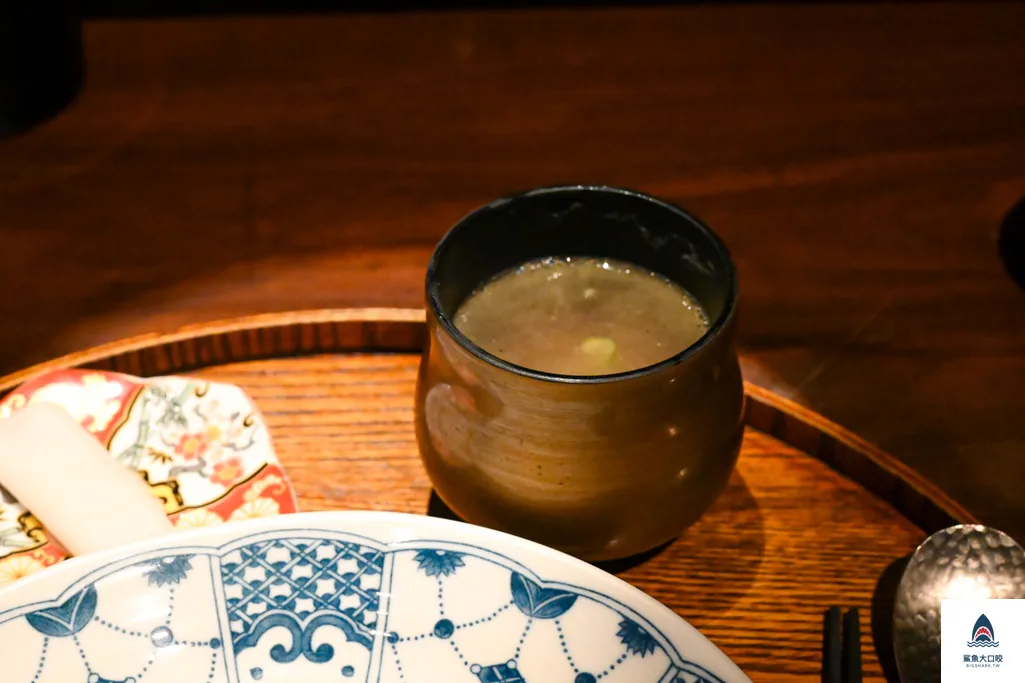 台中好吃咖哩推薦,通庵熟成咖哩 @鯊魚大口咬