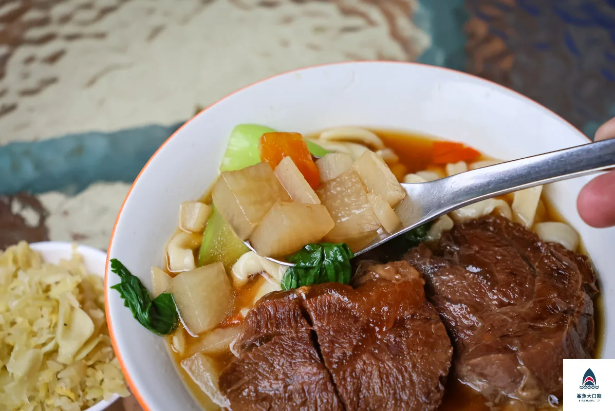 半島牛肉麵,半島牛肉麵菜單 @鯊魚大口咬 半島牛肉麵,半島牛肉麵菜單 @鯊魚大口咬