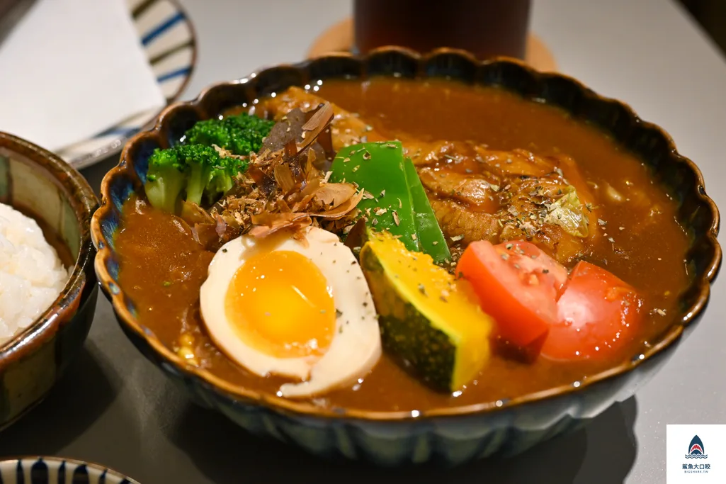 捲捲咖哩,台中南屯美食,台中好吃咖哩 @鯊魚大口咬 捲捲咖哩,台中南屯美食,台中好吃咖哩 @鯊魚大口咬