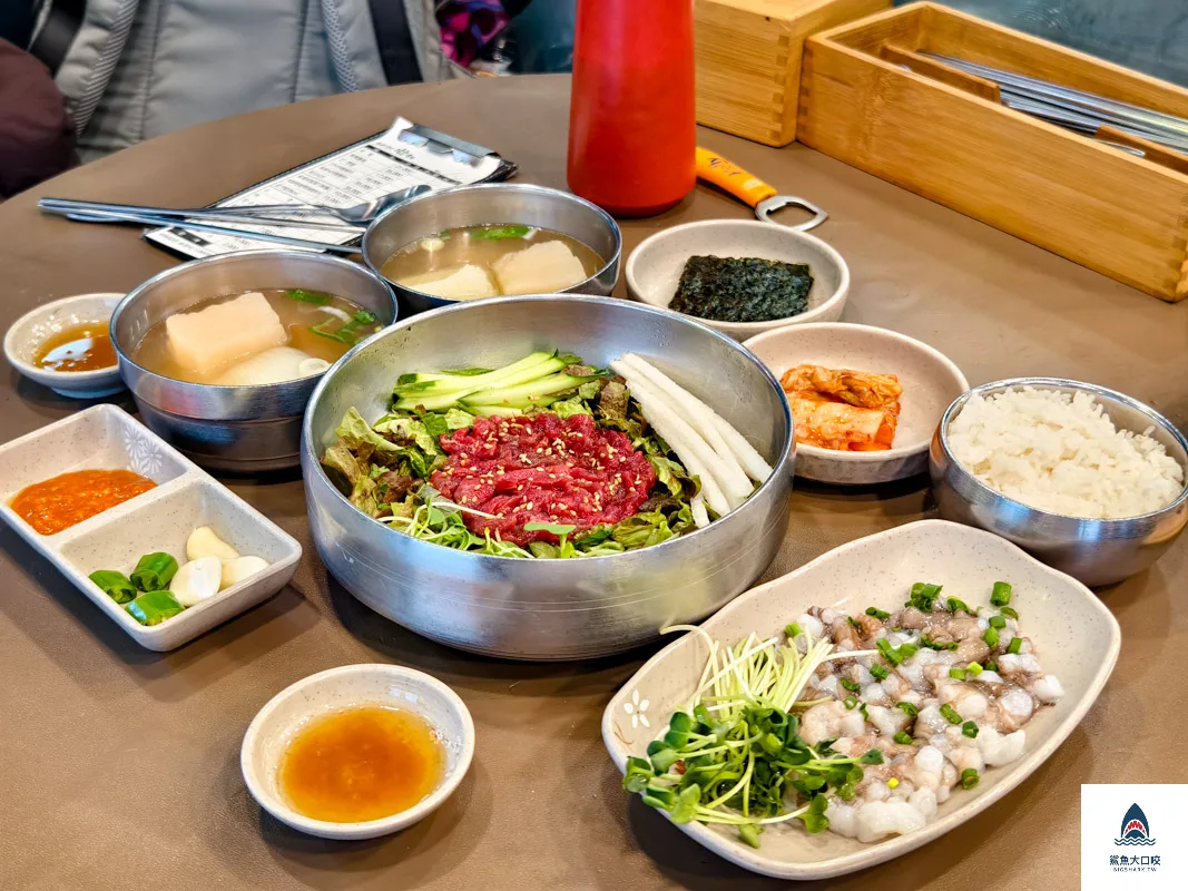 富村生拌牛肉,廣藏市場美食,首爾米其林必比登推薦,首爾美食 @鯊魚大口咬 富村生拌牛肉,廣藏市場美食,首爾米其林必比登推薦,首爾美食 @鯊魚大口咬