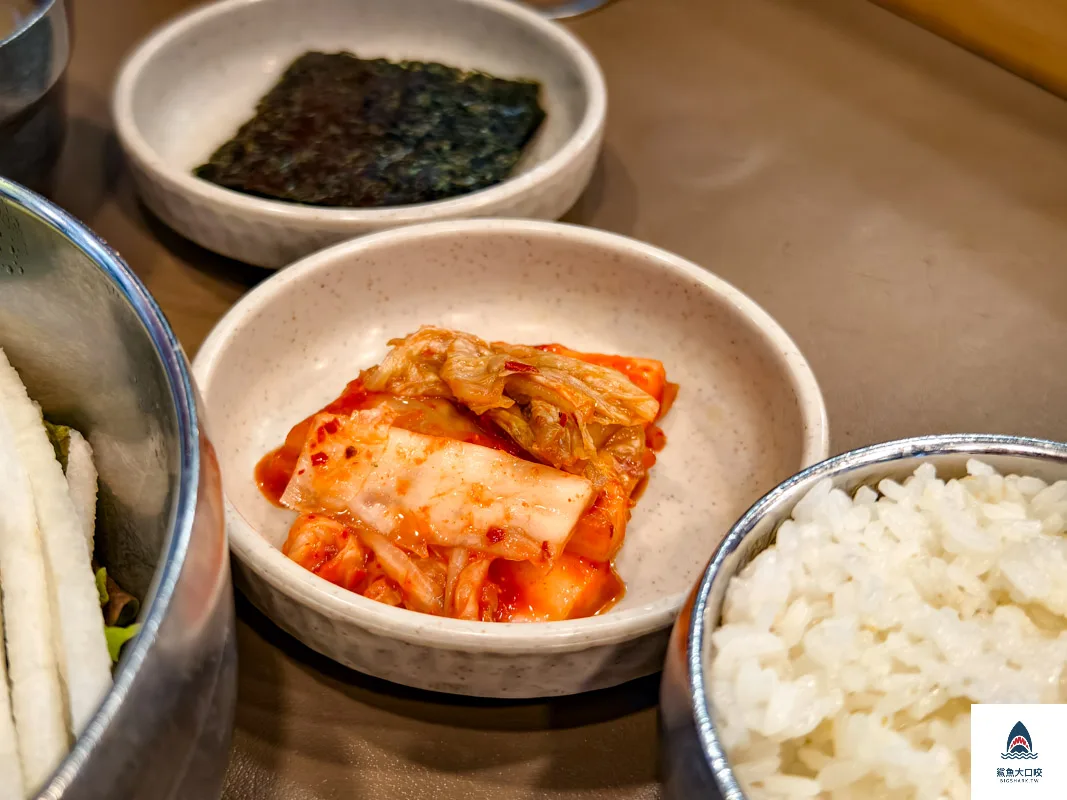 富村生拌牛肉,廣藏市場美食,首爾米其林必比登推薦,首爾美食 @鯊魚大口咬 富村生拌牛肉,廣藏市場美食,首爾米其林必比登推薦,首爾美食 @鯊魚大口咬