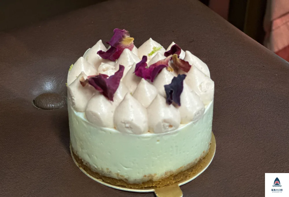 台中蛋糕推薦,菓洞甜點工作室 @鯊魚大口咬 台中蛋糕推薦,菓洞甜點工作室 @鯊魚大口咬