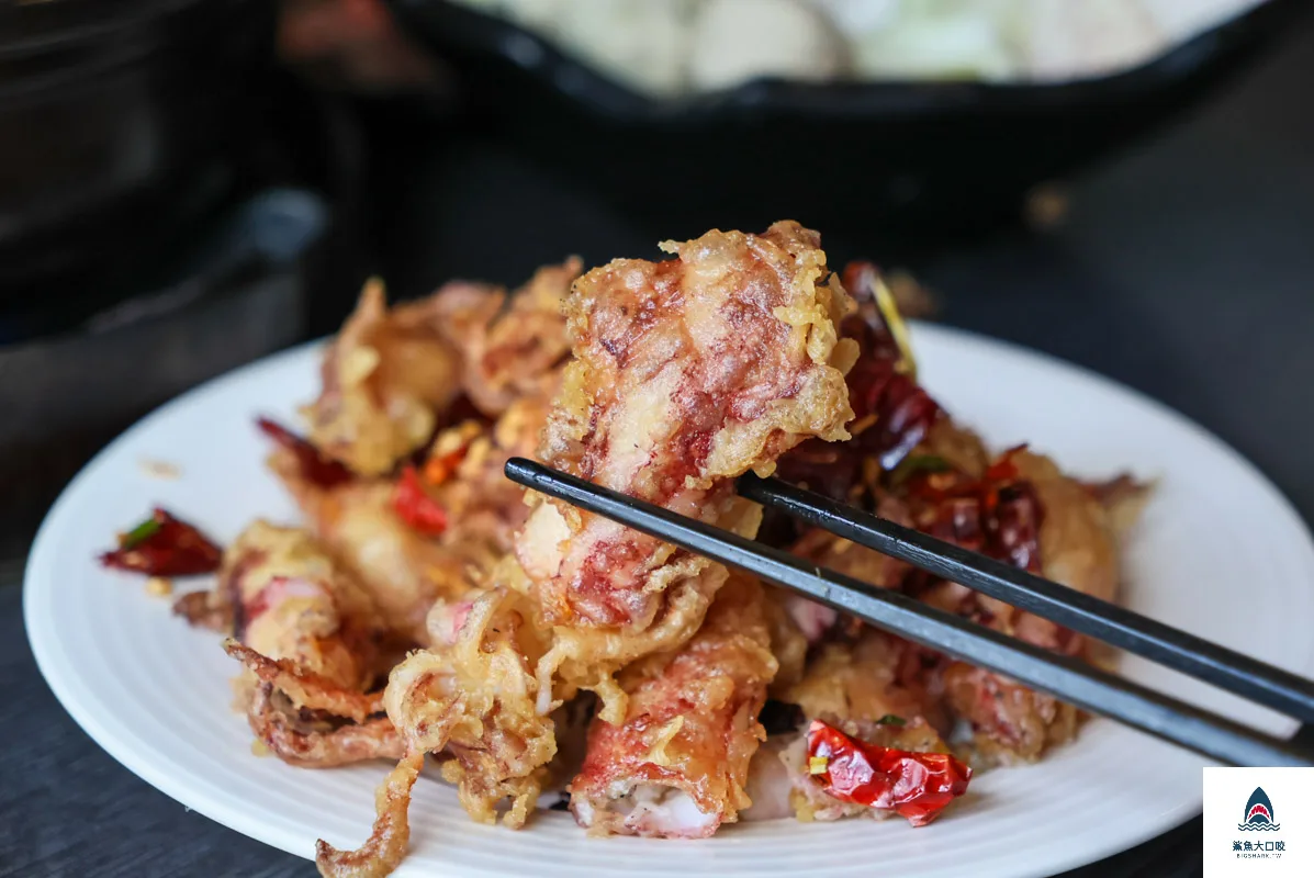 菇神,菇神觀景複合式餐飲,新社美食,黃金蟲草放山雞,台中美食,台中火鍋,台中米其林必比登 @鯊魚大口咬