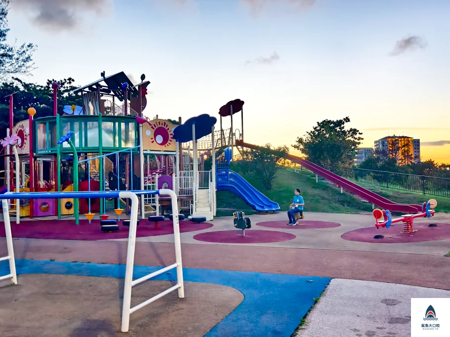沖繩公園 @鯊魚大口咬
