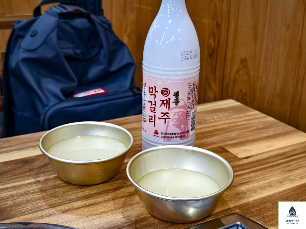 濟州三姓穴海鮮湯,三姓穴海鮮湯西歸浦店,三姓穴海鮮湯價位,西歸浦美食,濟州島美食,濟州島必吃 @鯊魚大口咬 濟州三姓穴海鮮湯,三姓穴海鮮湯西歸浦店,三姓穴海鮮湯價位,西歸浦美食,濟州島美食,濟州島必吃 @鯊魚大口咬