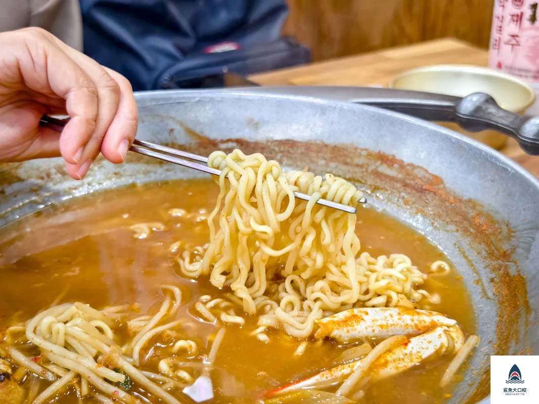 濟州三姓穴海鮮湯,三姓穴海鮮湯西歸浦店,三姓穴海鮮湯價位,西歸浦美食,濟州島美食,濟州島必吃 @鯊魚大口咬 濟州三姓穴海鮮湯,三姓穴海鮮湯西歸浦店,三姓穴海鮮湯價位,西歸浦美食,濟州島美食,濟州島必吃 @鯊魚大口咬