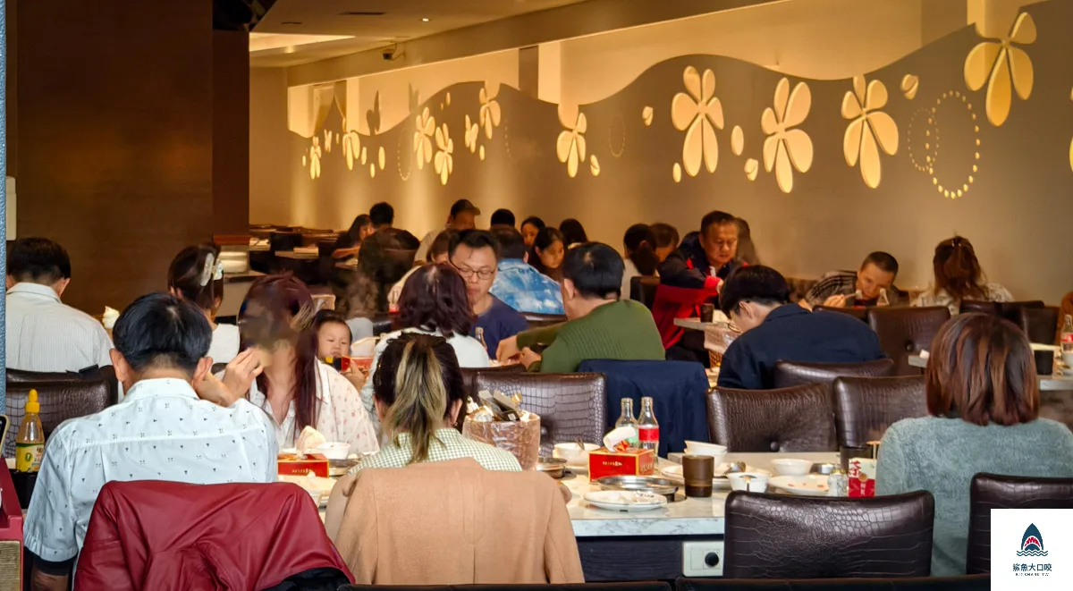 羽葉麻辣火鍋三重店,羽葉麻辣火鍋 @鯊魚大口咬
