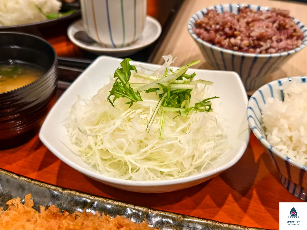 大戶屋,台中新時代美食 @鯊魚大口咬
