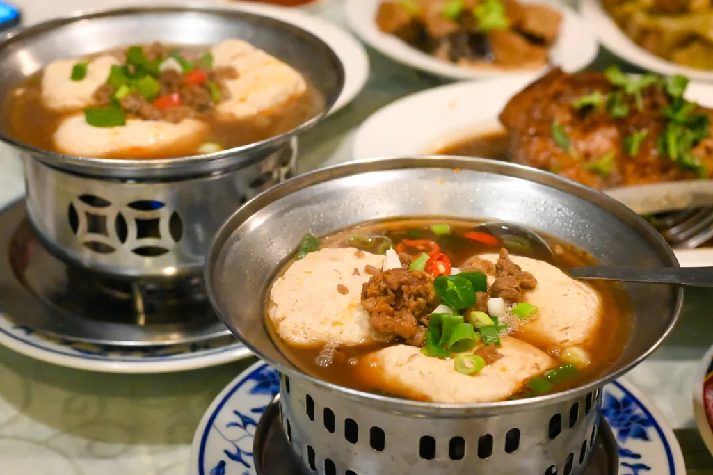蘭姥姥小吃,松江南京站美食,台北合菜 @鯊魚大口咬