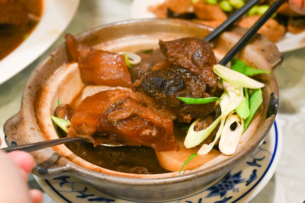 蘭姥姥小吃,松江南京站美食,台北合菜 @鯊魚大口咬
