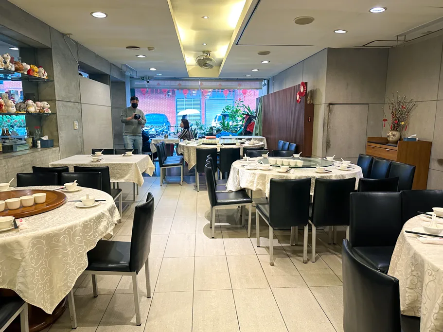 蘭姥姥小吃,松江南京站美食,台北合菜 @鯊魚大口咬