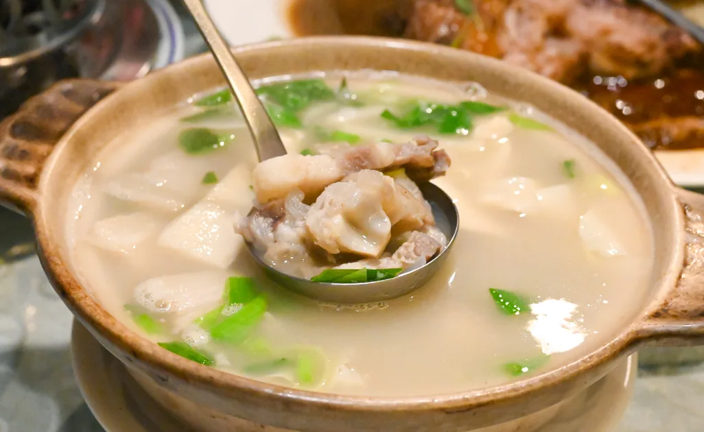 蘭姥姥小吃,松江南京站美食,台北合菜 @鯊魚大口咬