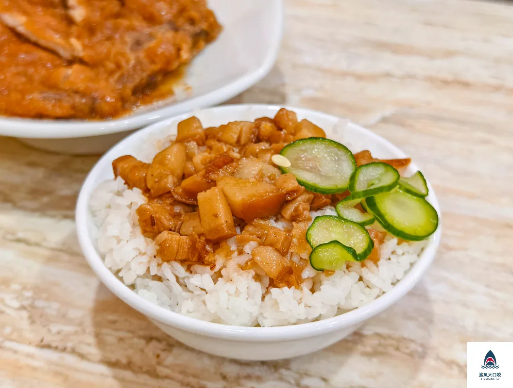 台中麻油雞,台中米其林必比登推薦,羅家古早味 @鯊魚大口咬 台中麻油雞,台中米其林必比登推薦,羅家古早味 @鯊魚大口咬