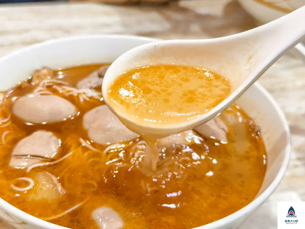 台中麻油雞,台中米其林必比登推薦,羅家古早味 @鯊魚大口咬 台中麻油雞,台中米其林必比登推薦,羅家古早味 @鯊魚大口咬