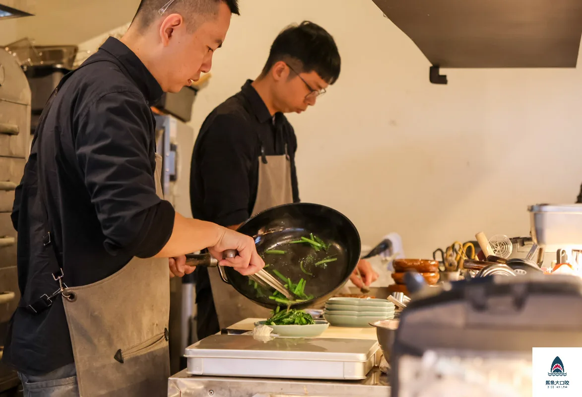 裡小樓小料理,台中台式料理,台中西屯美食推薦,台中米其林必比登推薦 @鯊魚大口咬