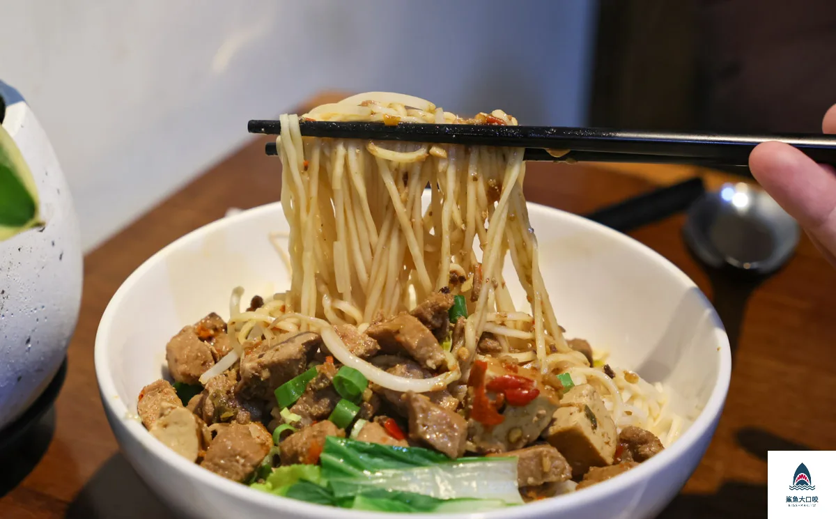 老街牛肉麵,老街牛肉麵菜單,大雅老街牛肉麵 @鯊魚大口咬 老街牛肉麵,老街牛肉麵菜單,大雅老街牛肉麵 @鯊魚大口咬