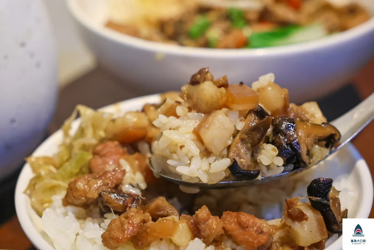 老街牛肉麵,老街牛肉麵菜單,大雅老街牛肉麵 @鯊魚大口咬 老街牛肉麵,老街牛肉麵菜單,大雅老街牛肉麵 @鯊魚大口咬