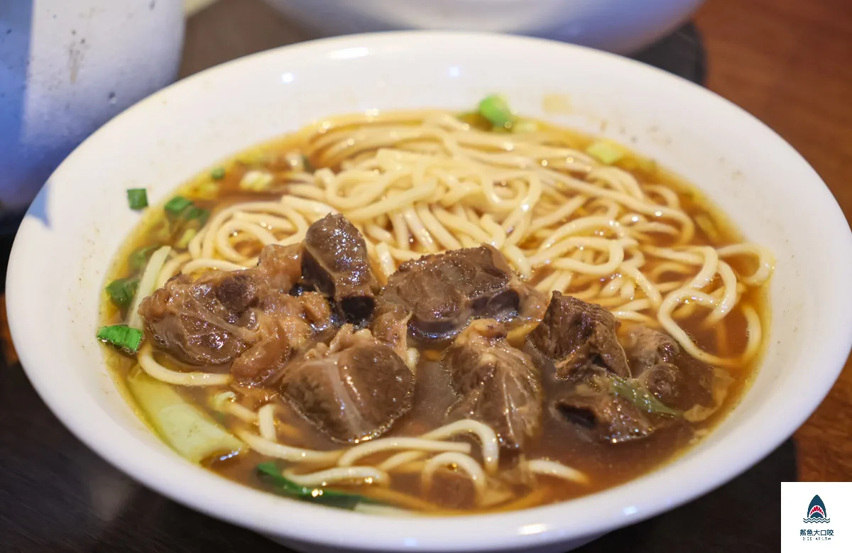 老街牛肉麵,老街牛肉麵菜單,大雅老街牛肉麵 @鯊魚大口咬 老街牛肉麵,老街牛肉麵菜單,大雅老街牛肉麵 @鯊魚大口咬