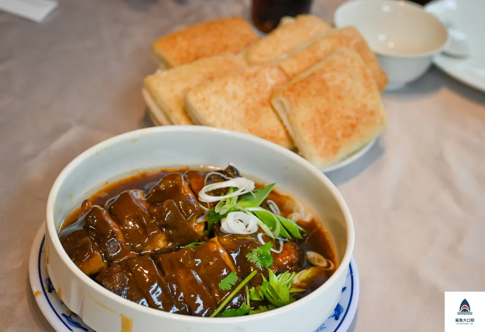 松滿樓,台北合菜推薦,忠孝新生美食 @鯊魚大口咬 松滿樓,台北合菜推薦,忠孝新生美食 @鯊魚大口咬