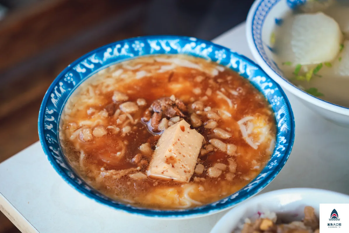 阿豐油飯麵線糊,阿豐油飯麵線糊菜單 @鯊魚大口咬