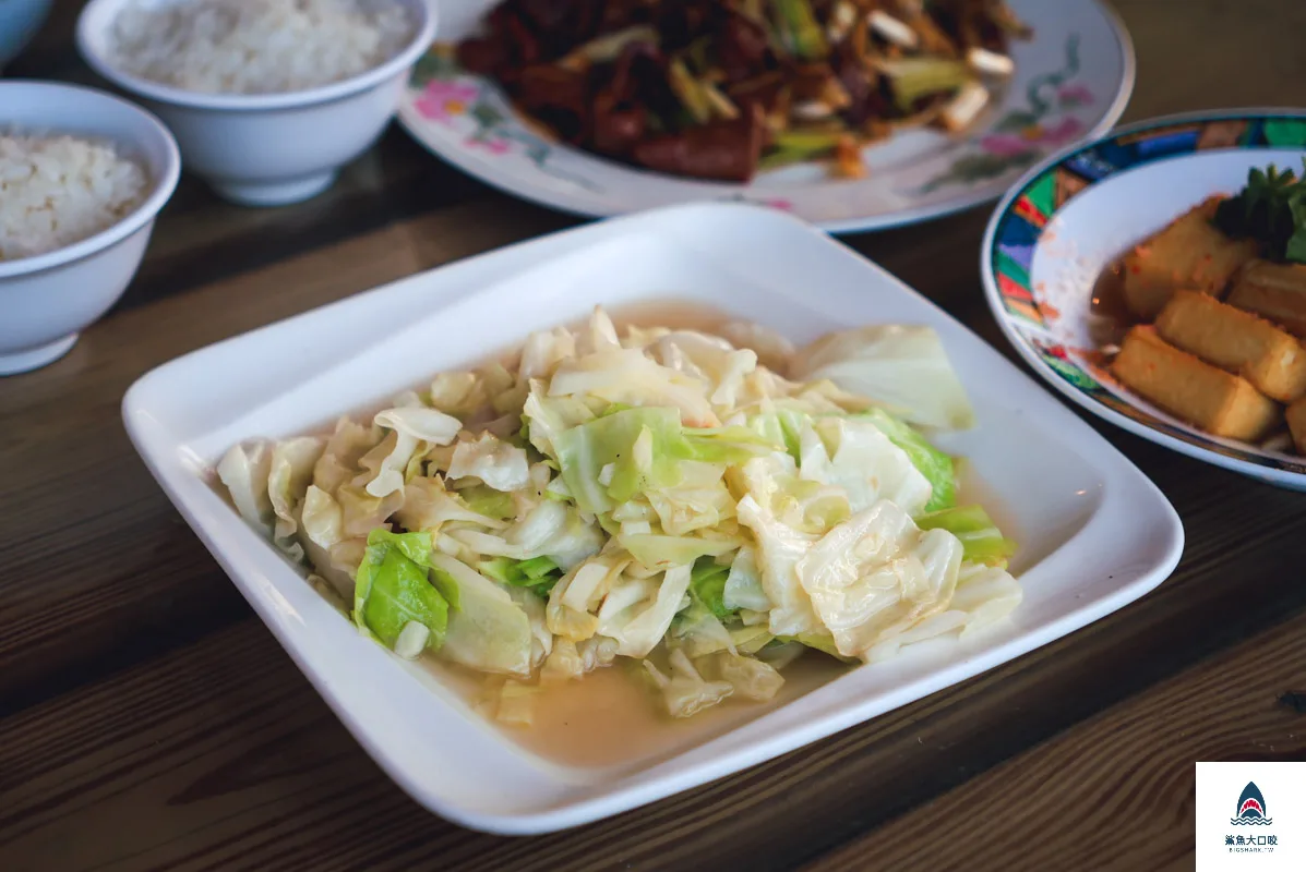 台中烤雞推薦,阿鴻大灶雞 @鯊魚大口咬