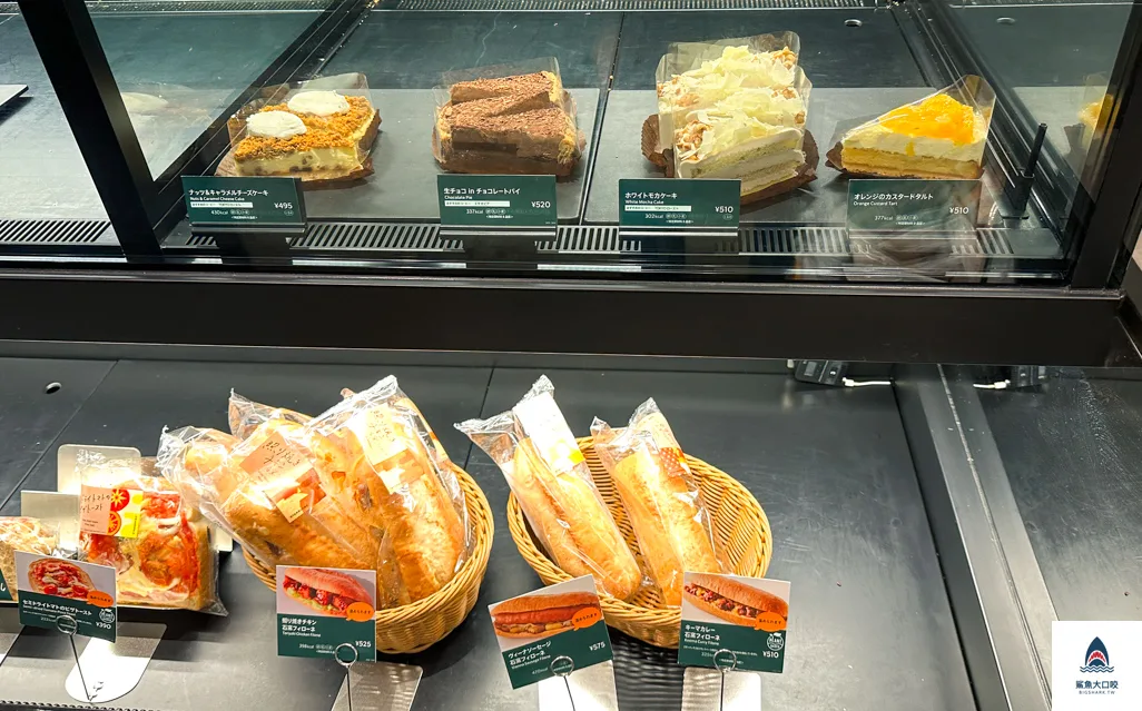 星巴克京都BAL店,日本特色星巴克 @鯊魚大口咬