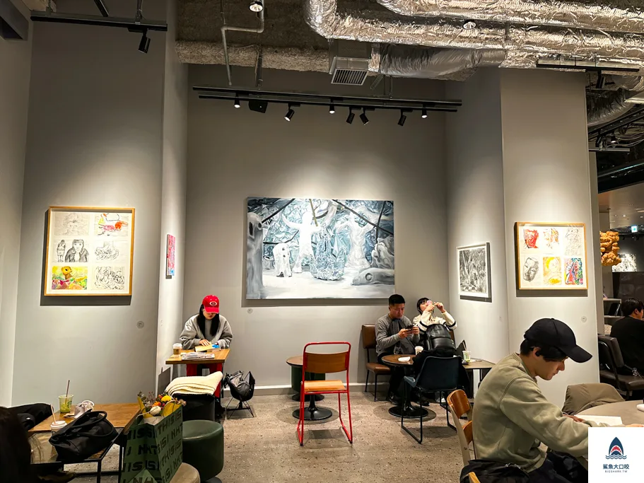 星巴克京都BAL店,日本特色星巴克 @鯊魚大口咬