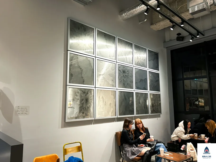 星巴克京都BAL店,日本特色星巴克 @鯊魚大口咬