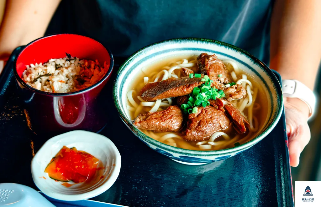 沖繩百年古家大家,沖繩阿古豬推薦,阿古豬料理餐廳,沖繩美食必吃 @鯊魚大口咬