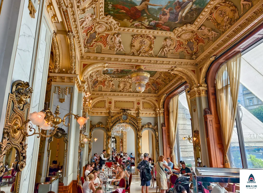 紐約宮殿咖啡,紐約咖啡館,紐約咖啡,New York Café Budapest @鯊魚大口咬